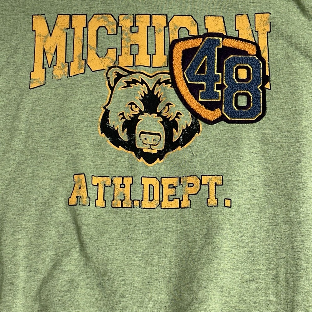 Urban Outfitters Michigan Athletic Dept Oversized Sweatshirt‎ Size Large $64 - Picture 2 of 7